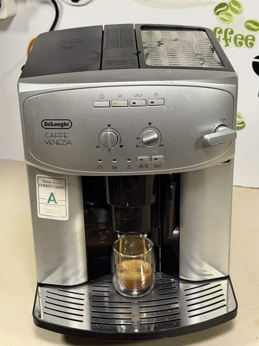 Кафемашина кафе автомат delonghi caffe Venezia с гаранция