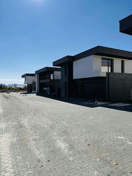 Продава се Къща в Бургас, Сарафово - 400 кв.м за 1200 €/кв.м - Снимка #9