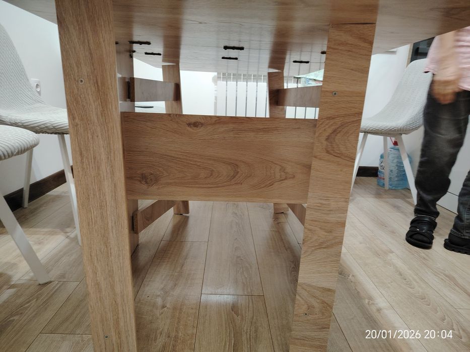 Стол книжка б/у.