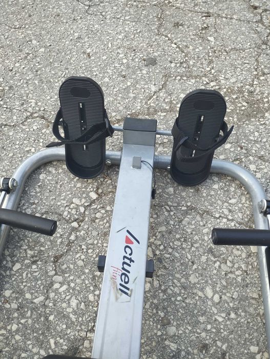 Фитнес уред -тренажор за гребане