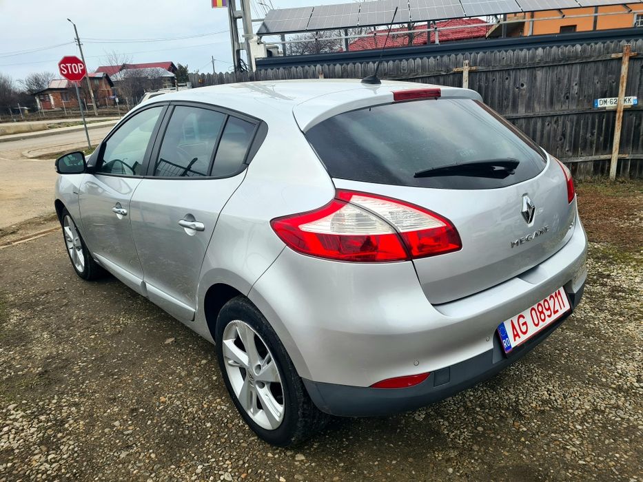 Renault Megane Limited-1.5Dci 110 /an 2015/euro 5/navi/nr rosii