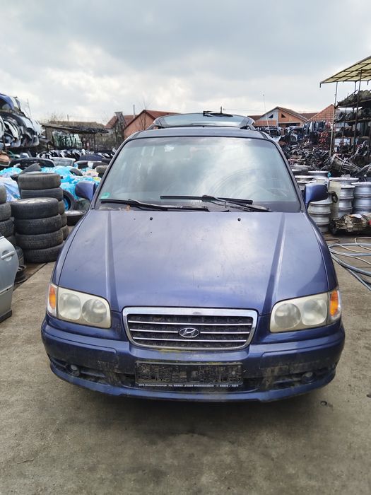 Bara fata completa Hyundai Trajet an 2000-2008