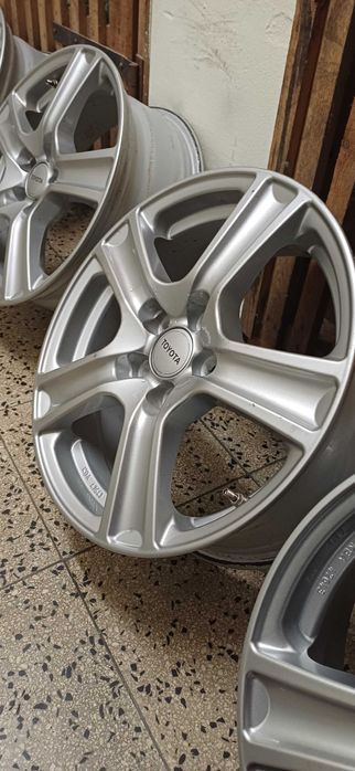 Джанти Тойота Приус Ярис Версо С Авенсис Toyota Prius VersoS Yaris