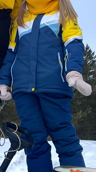 Лыжный костюм на девочку