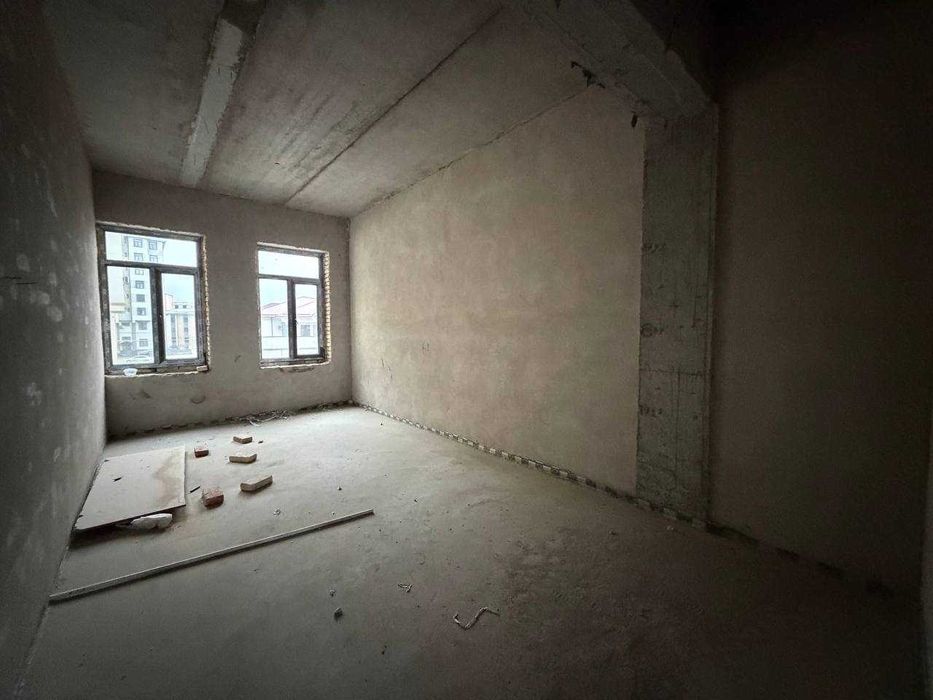 Продаётся 3х комн квартира на 2 этаже Ор-р Теракзор