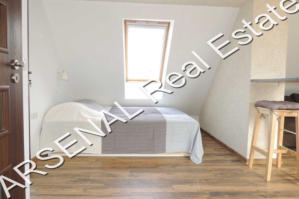 Дава се под наем Ателие в София, Център - 44 кв.м за 500 € - Снимка #4