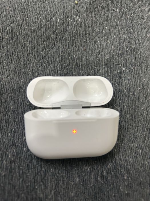 Кейс от аирподсов про 2