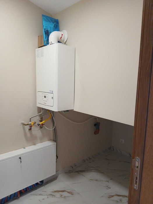 Дава се под наем Четиристаен апартамент в София, Драгалевци - 220 кв.м за 1296.42 € - Снимка #2