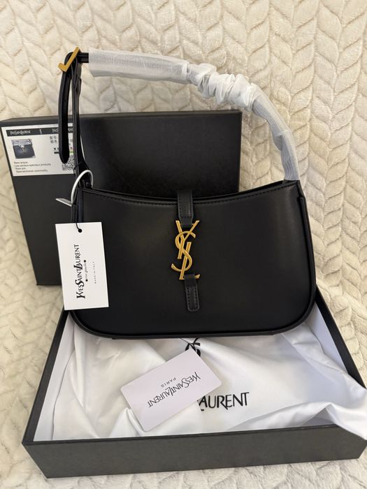 Дамска чанта нова YSL