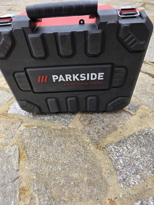 Продавам куфари Parkside