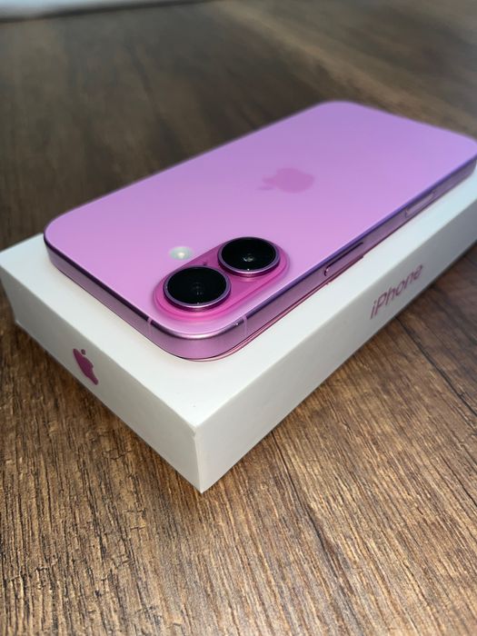 Iphone 16 розов 128GB