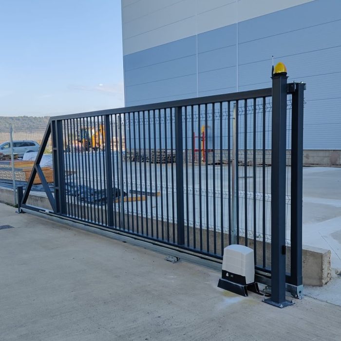 Automatizare porti batante și culisantante