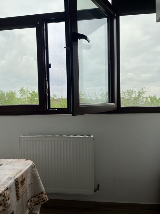Se inchiriaza apartament