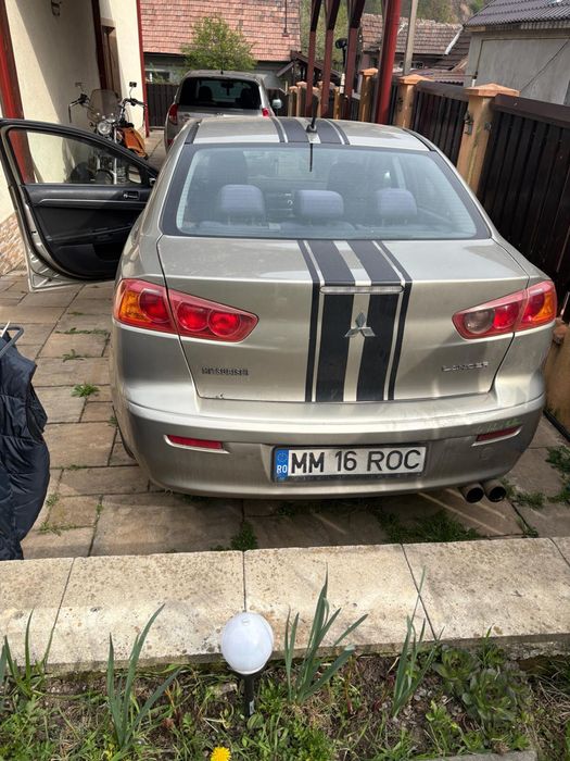 Mitsubishi Lancer