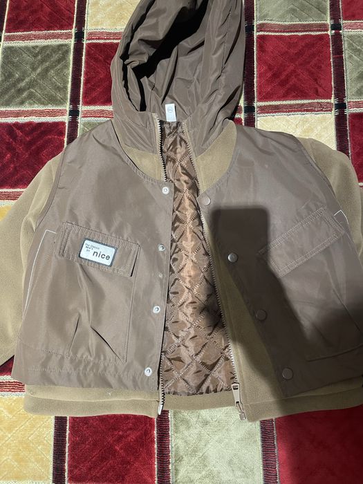 Продам куртку на мальчика