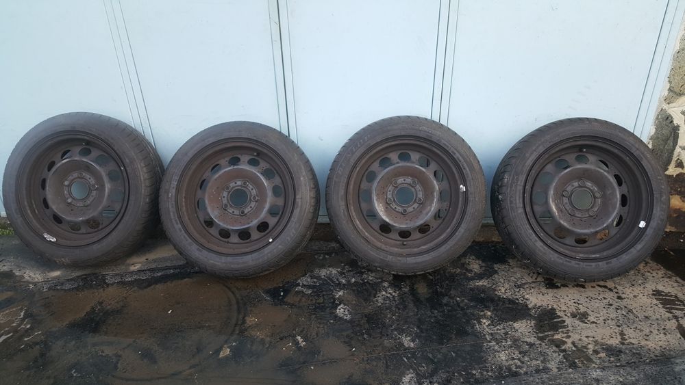 Джанти 5х120 с гуми 195 55 16 рън флат