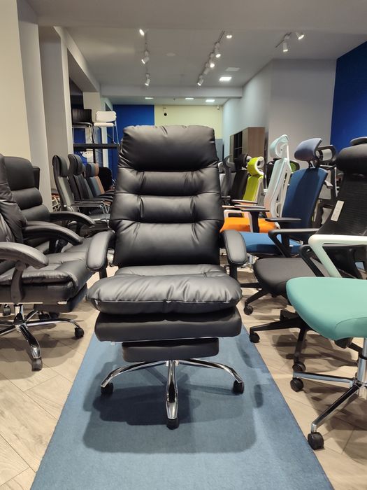 Офисное кресло для руководителя модель A 507