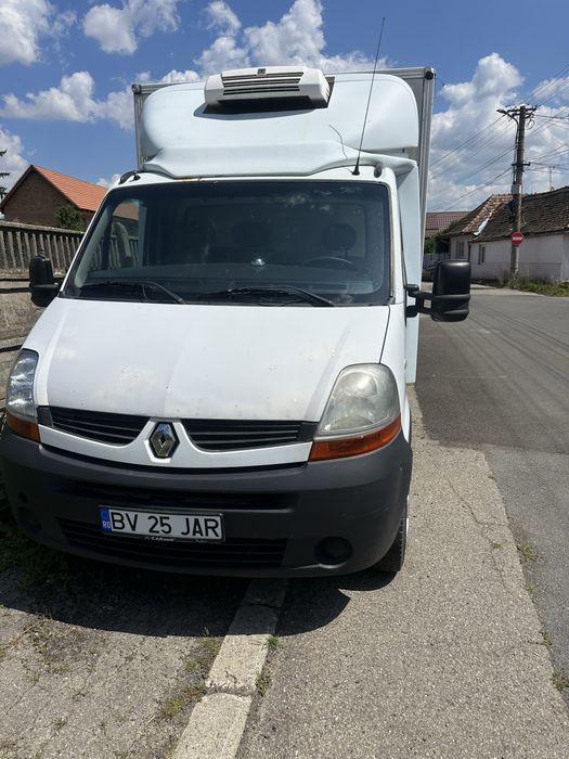 Vand / schimb renault master 2,5 l diesel