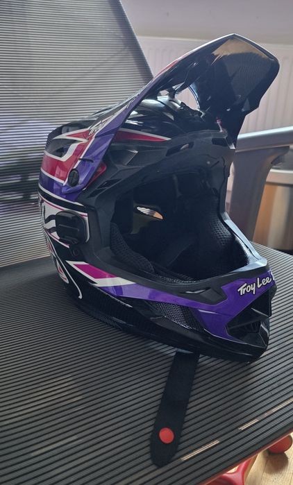 Casca TroyLee Designs D4 MIPS