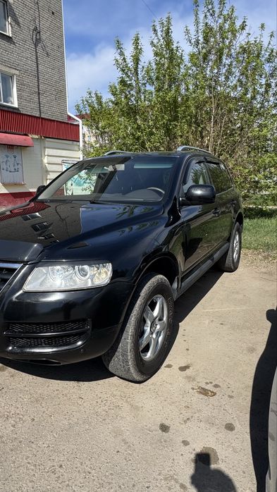 Продам срочо Volkswagen Touareg