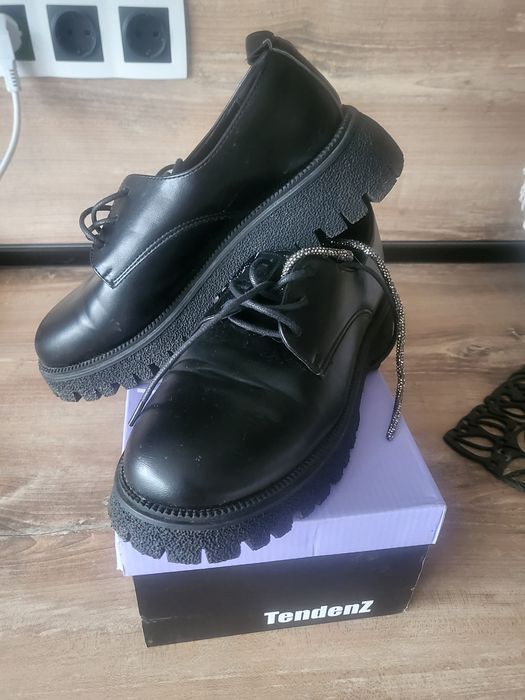 Черни класически обувки