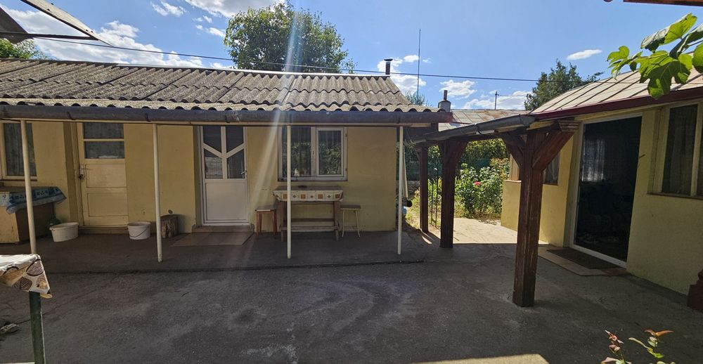 Casă in sat Săveni, Județ Ialomița