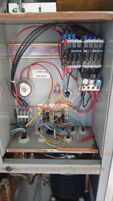 Vând mașini profesionale înghețată CARPIGIANI – Labo 12/18E + Pastomas