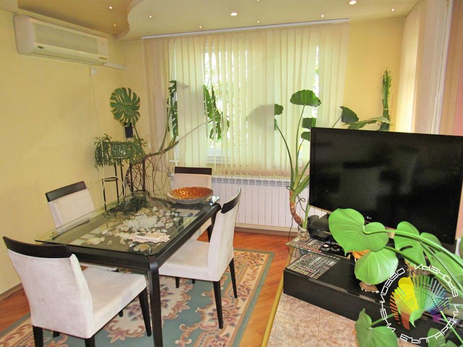 Дава се под наем Двустаен апартамент в Бургас, Лазур - 80 кв.м за 510 € - Снимка #4