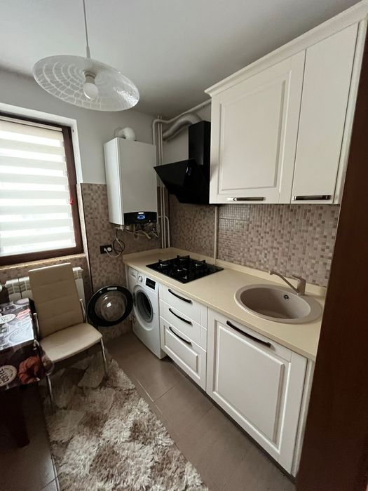 Apartament de închiriat