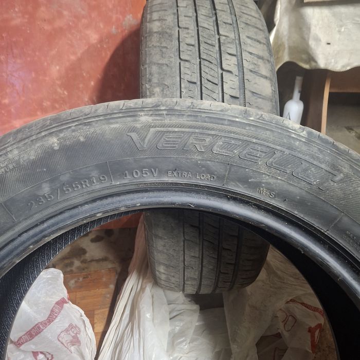 Шины 235/55 R19 б/у