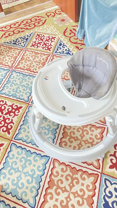 Продам   Ходунок