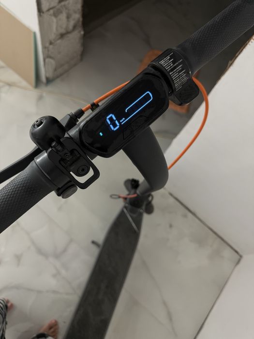 Trotineta electrica ninebot f2 plus