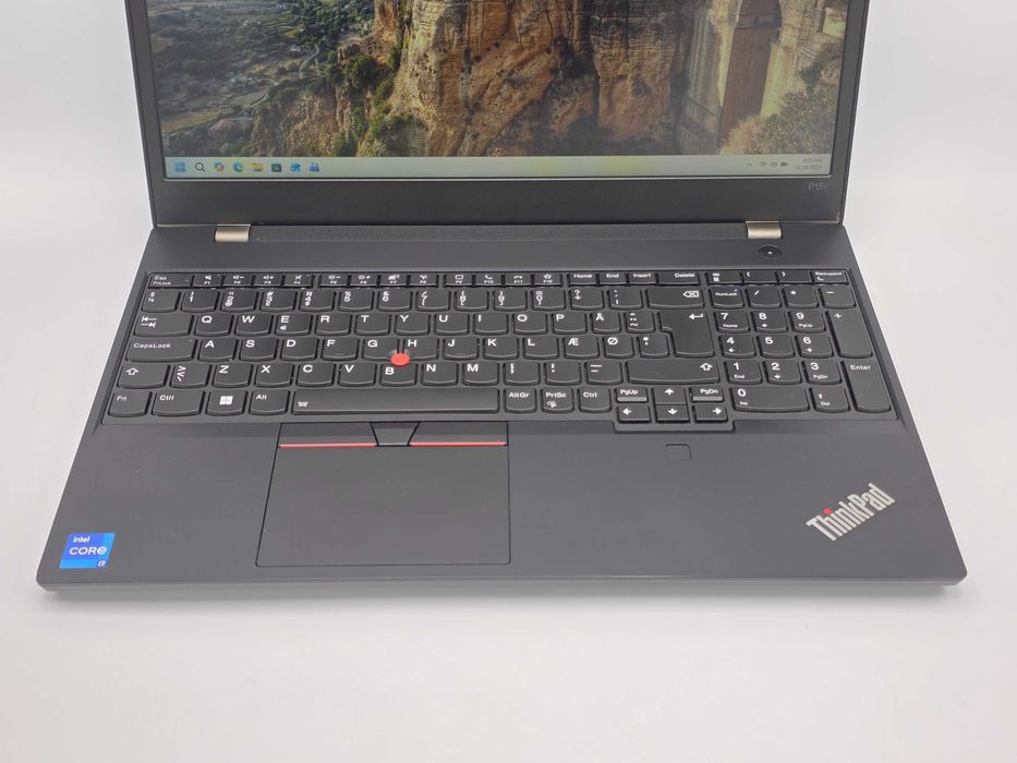 Laptop 15.6" FHD Lenovo ThinkPad P15v G3 i7-12700H 32GB 512 nVidiaT600