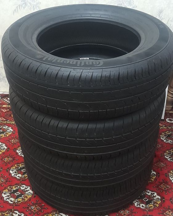 Кобальт заводские балоны Continental 195/65R15 4шт.
Пробег 1000 км.