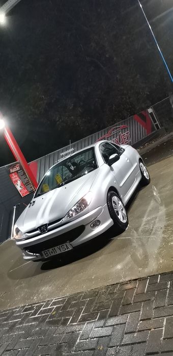 Peugeot 206cc, decapotabil