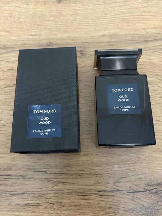 Tom Ford Oud Wood Eau de Parfum 100 мл (Оригинал)