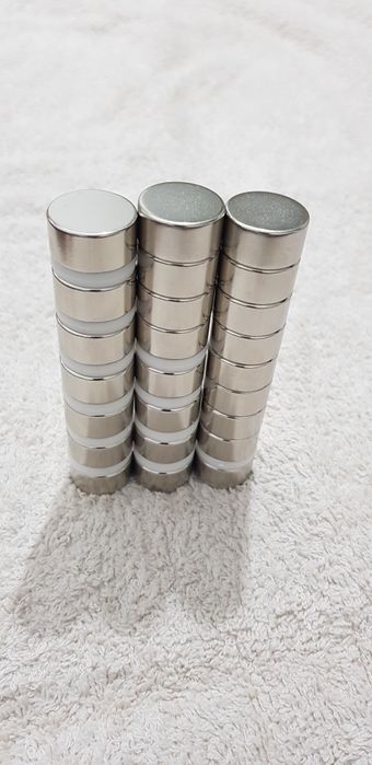 Magneti Neodim N52 foarte puternici  cu diametru 20/10mm