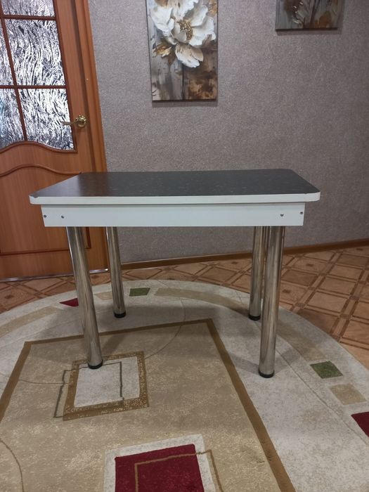 Стол обеденный, раскладной, 90х90х75см