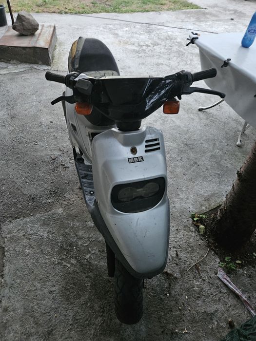 Scooters de vânzare