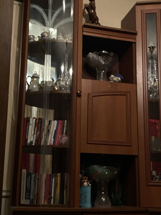 Стенка продается