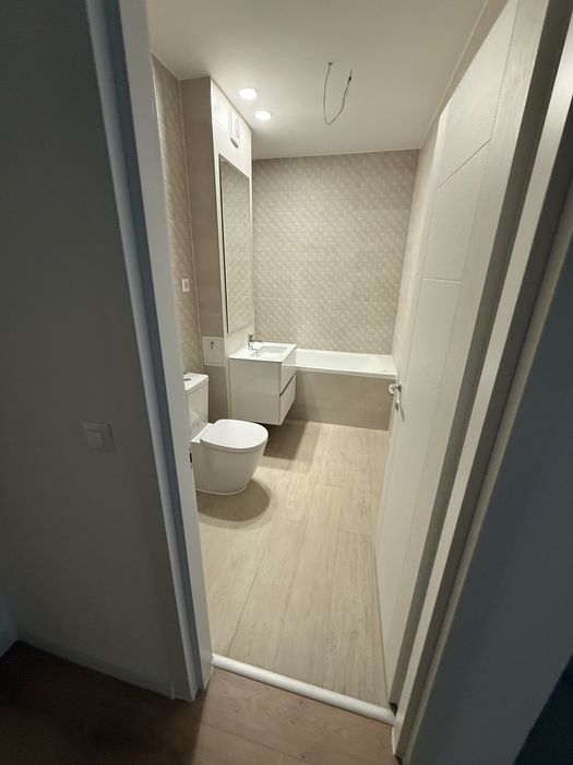 Garsoniera 1B Hils Titanium/Pallady | metrou | centrala | balcon mare