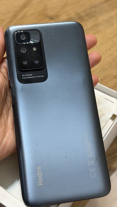 Телефон Redmi 10