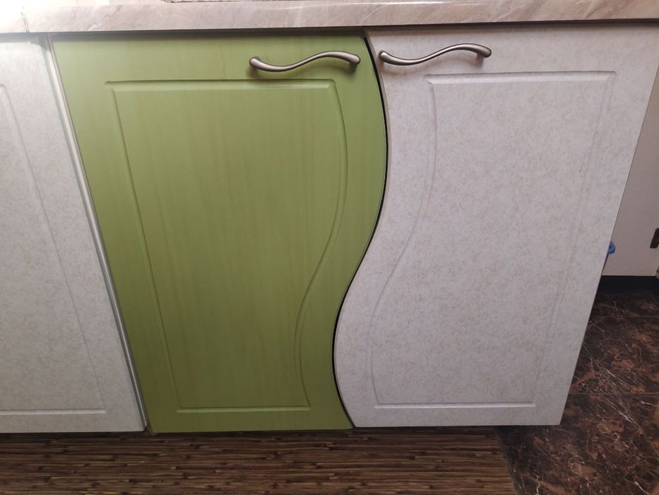 Продаётся кухонный набор