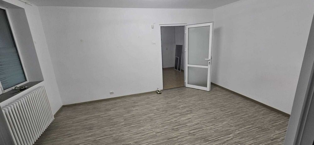 Inchiriez apartament 2 camere