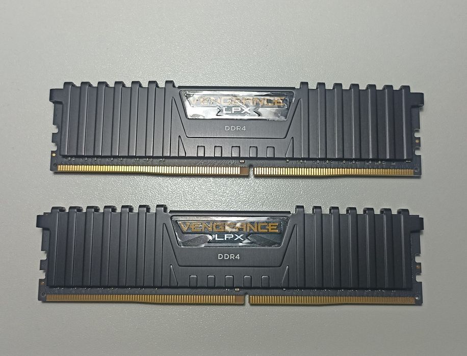 Corsair Vengeance LPX DDR4 16GB