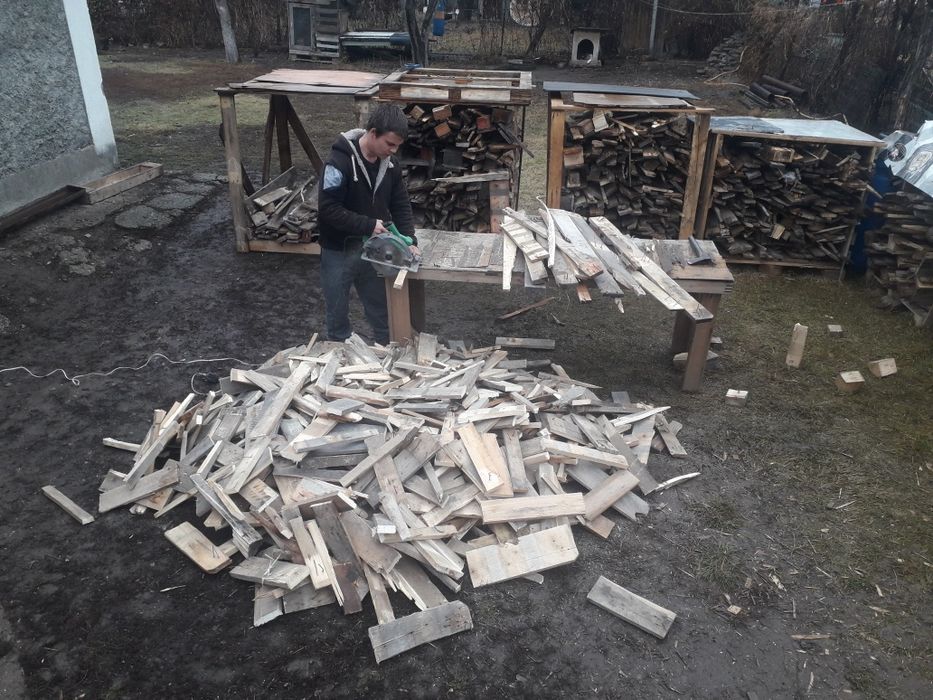 Продам дрова сухие доски пилиные!