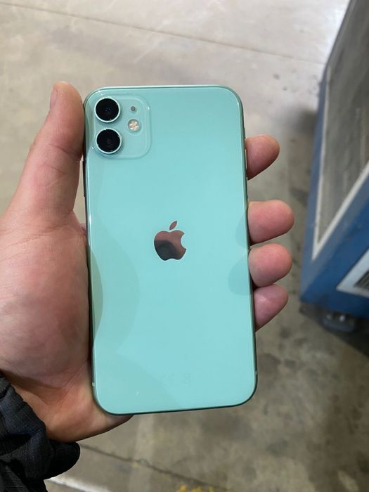 Iphone 11 память 64 акб 79% без ремонта