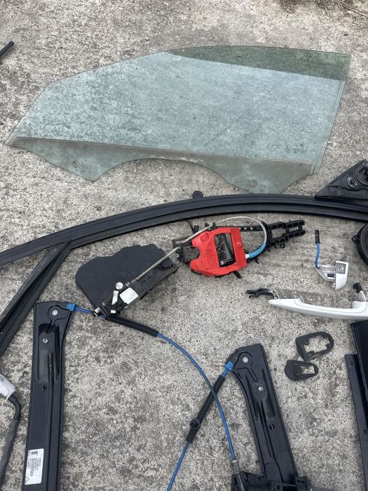 Accesorii usa BMW F30 F31 Macara geam maner boxa cheder trim motoras