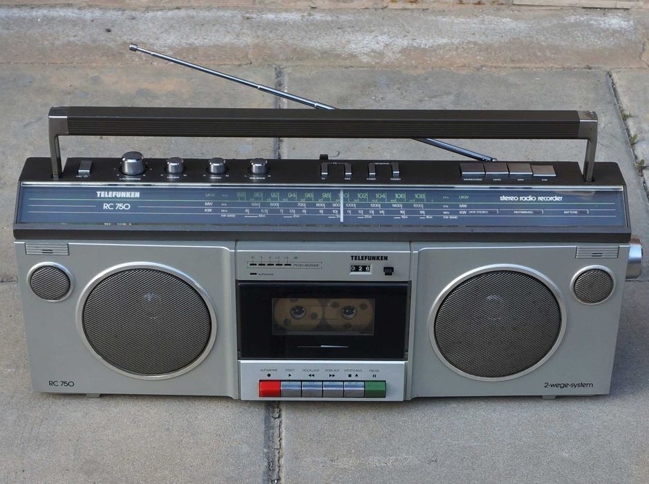 Сервизирани радиокасетофони,в отлично състояние