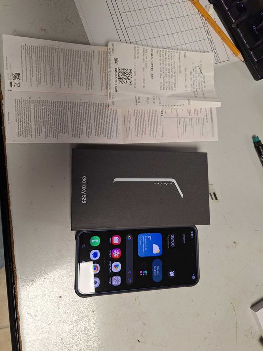 Samsung S25 Като нов